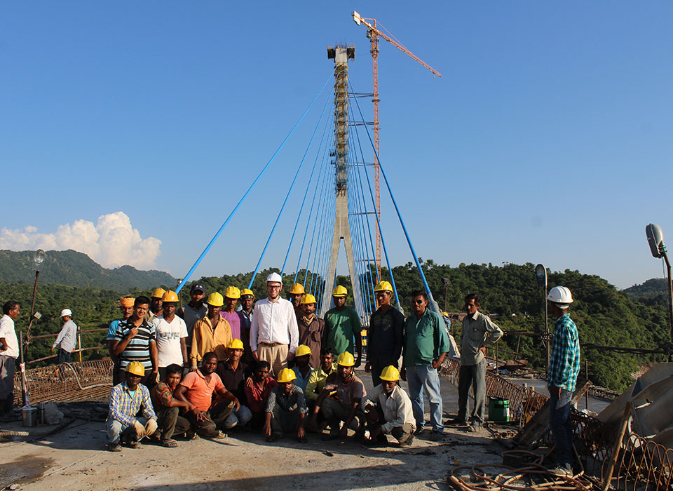 Atal-Setu-Row1Left Staff on Atal Setu