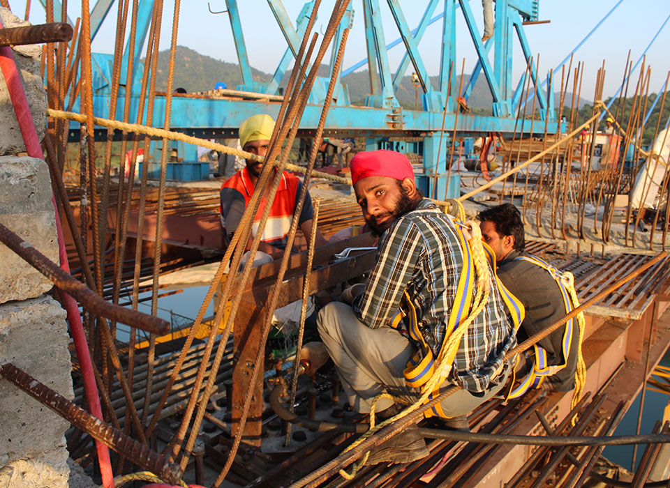 Atal-Setu-Row2Right Atal Setu