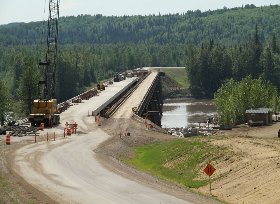 The existing superstructure was used as a traffic detour