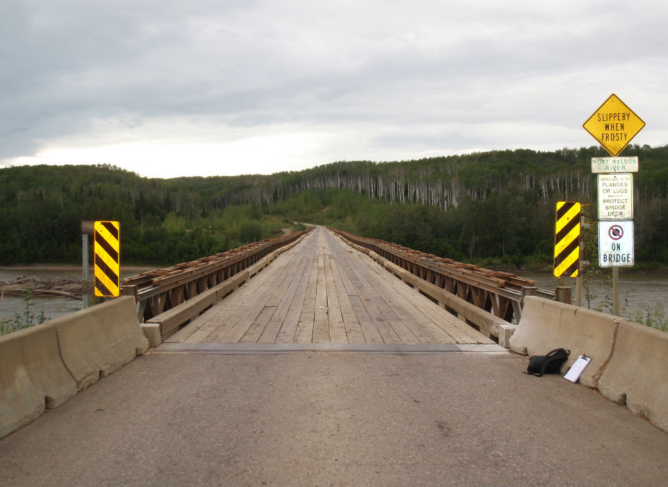 The single-lane timber deck was replaced with a new two-lane steel girder superstructure