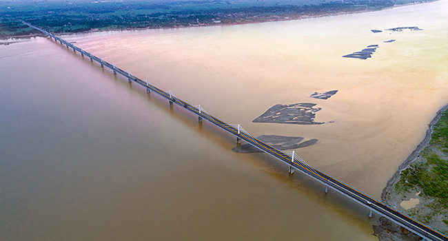 McElhanney bridge engineering team wins ACEC-BC Award of Merit for Veer Kunwar Singh Bridge