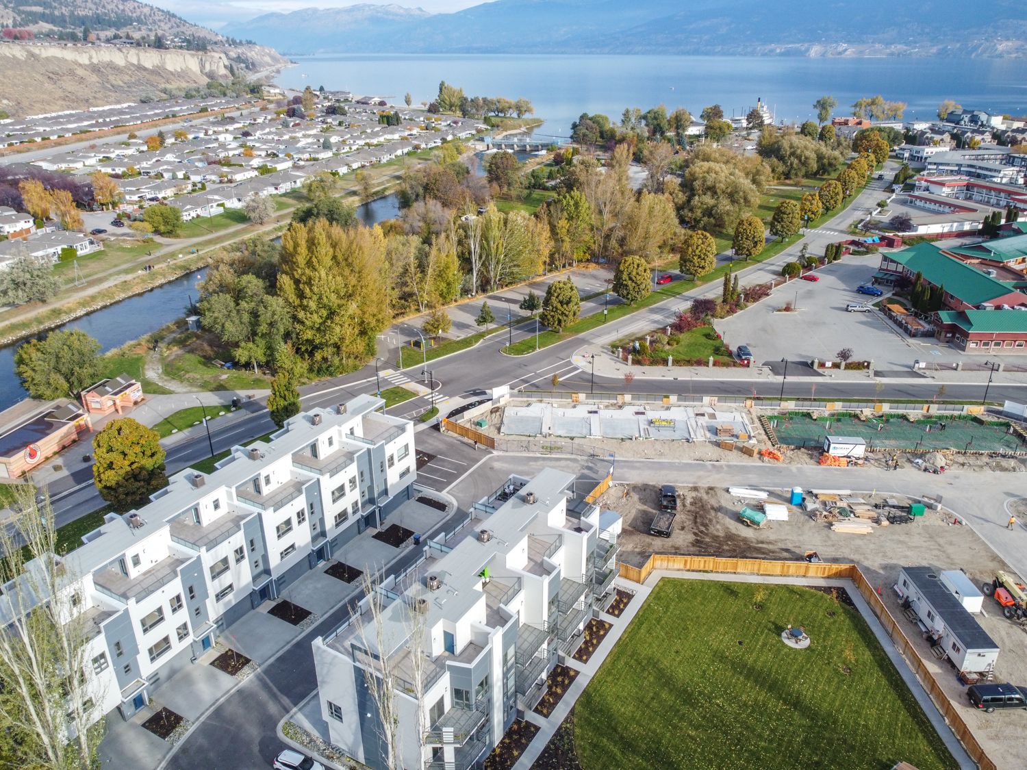 Aerial view of Riverside Townhomes