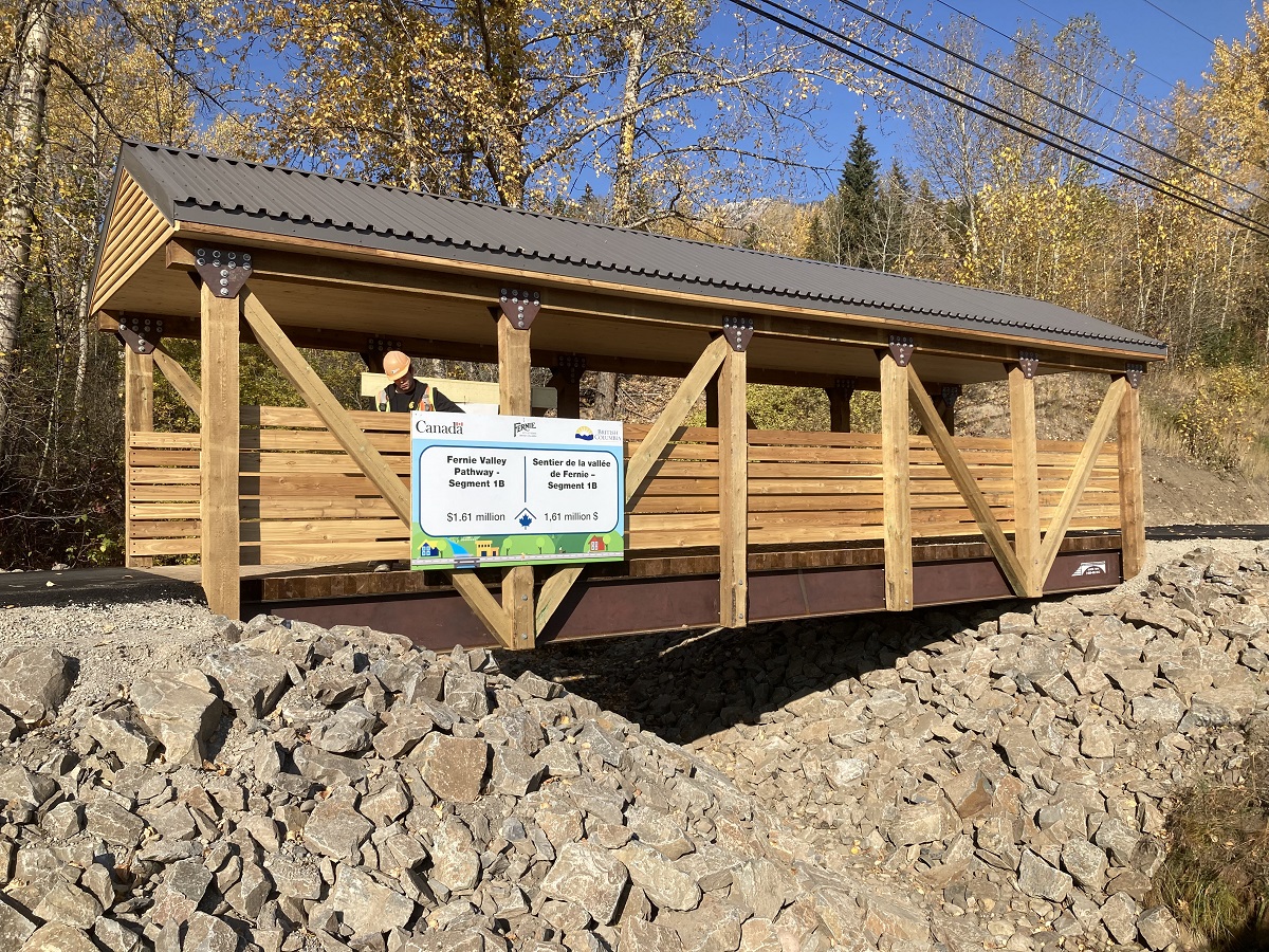 Fernie Valley Pathway Segment 1B bridge